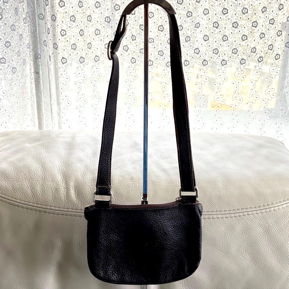 ROOTS CANADA Dark Brown Leather Crossbody Bag Pouch Mini Bag